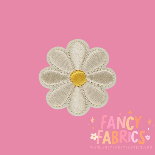 Small Daisy (Beige) | Iron On Patch