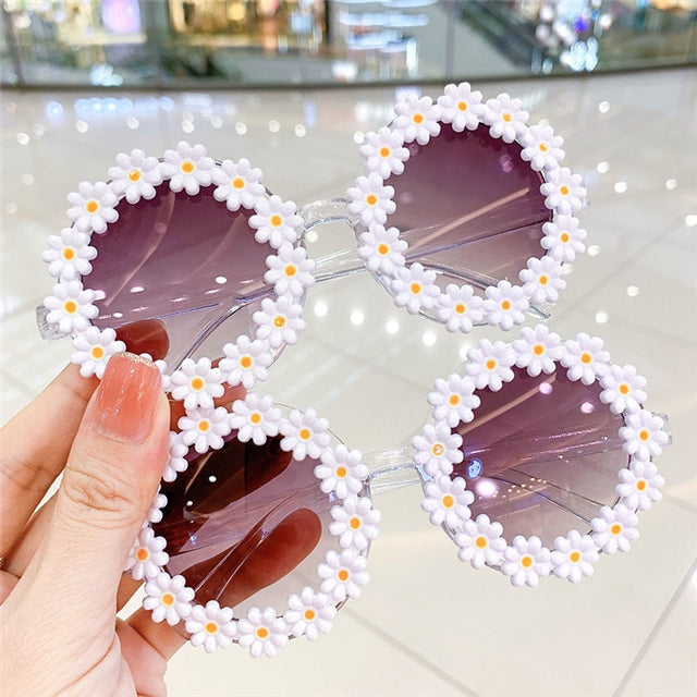 White | RTS Sunnies